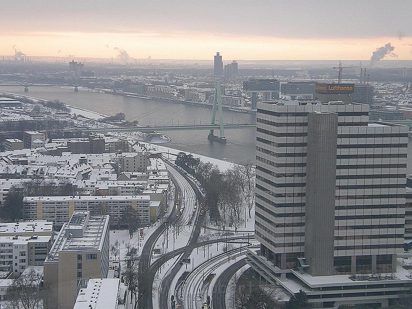 Koeln bei Schnee P311.JPG